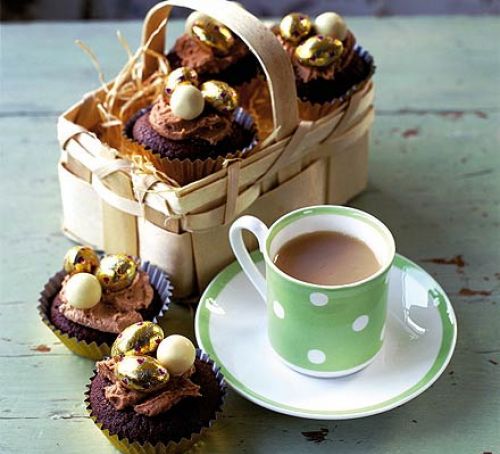 Read more about the article Chocolate Fudge Easter Cupcakes