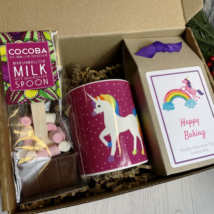Unicorn baking gift set with hot chocolate