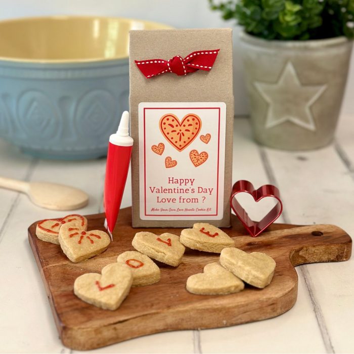 Love heart biscuit kit lifestyle