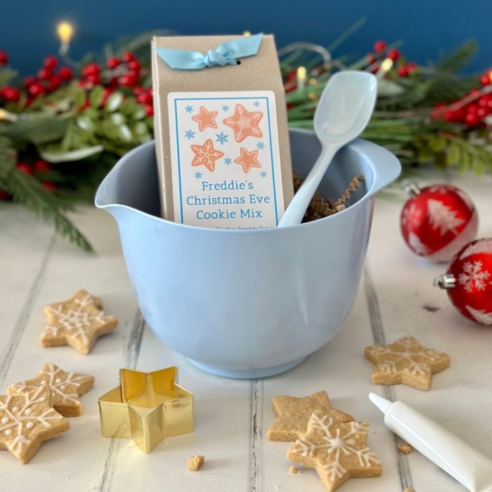 Blue mixing bowl and spoon gift set wtih a personalised Christmas baking mix box, cutter and icing.